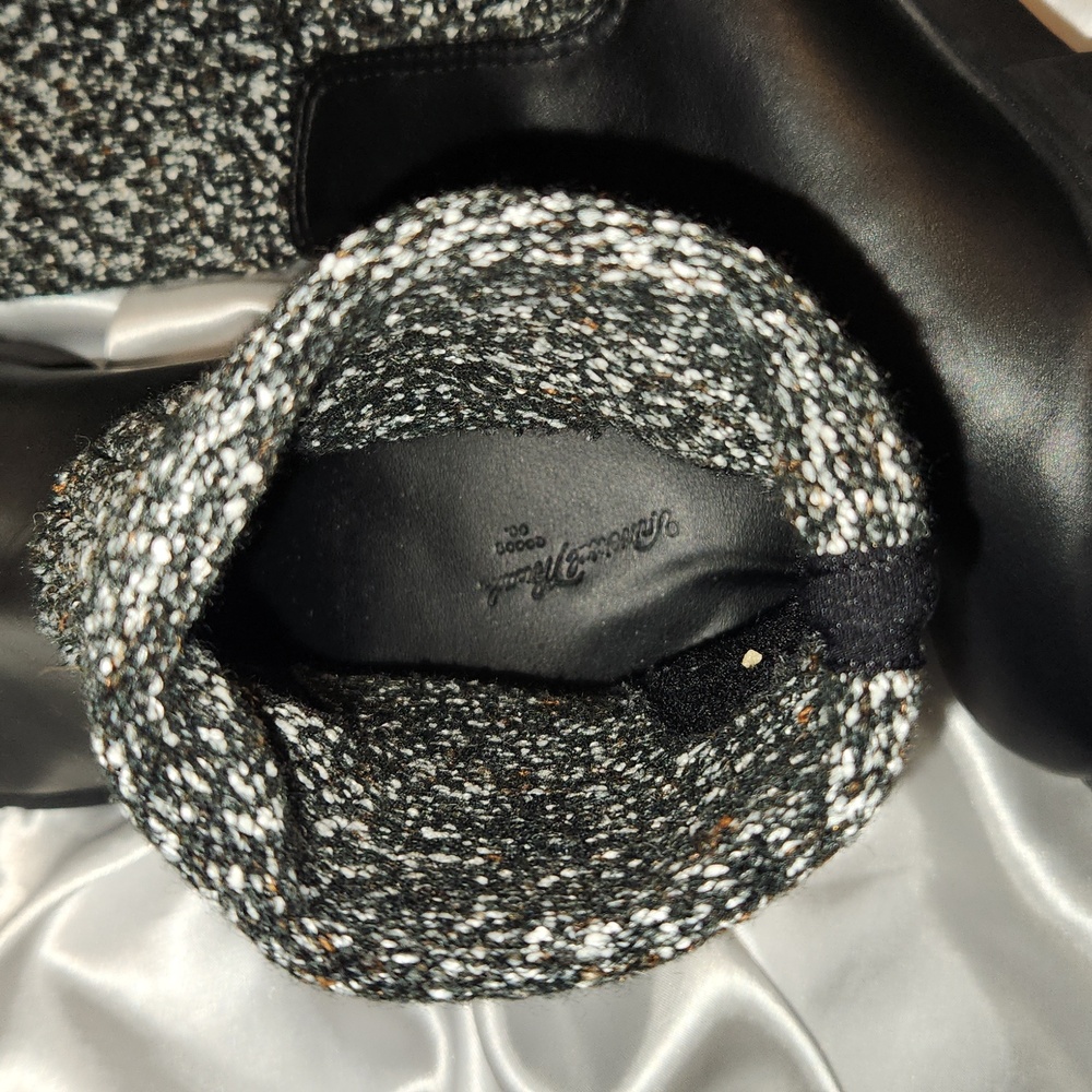 Universal Thread Boots | Size 7.5 - image 3